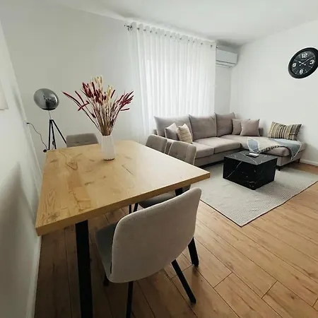 Modern Near Centre *