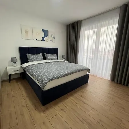 Daire Modern Near Centre *